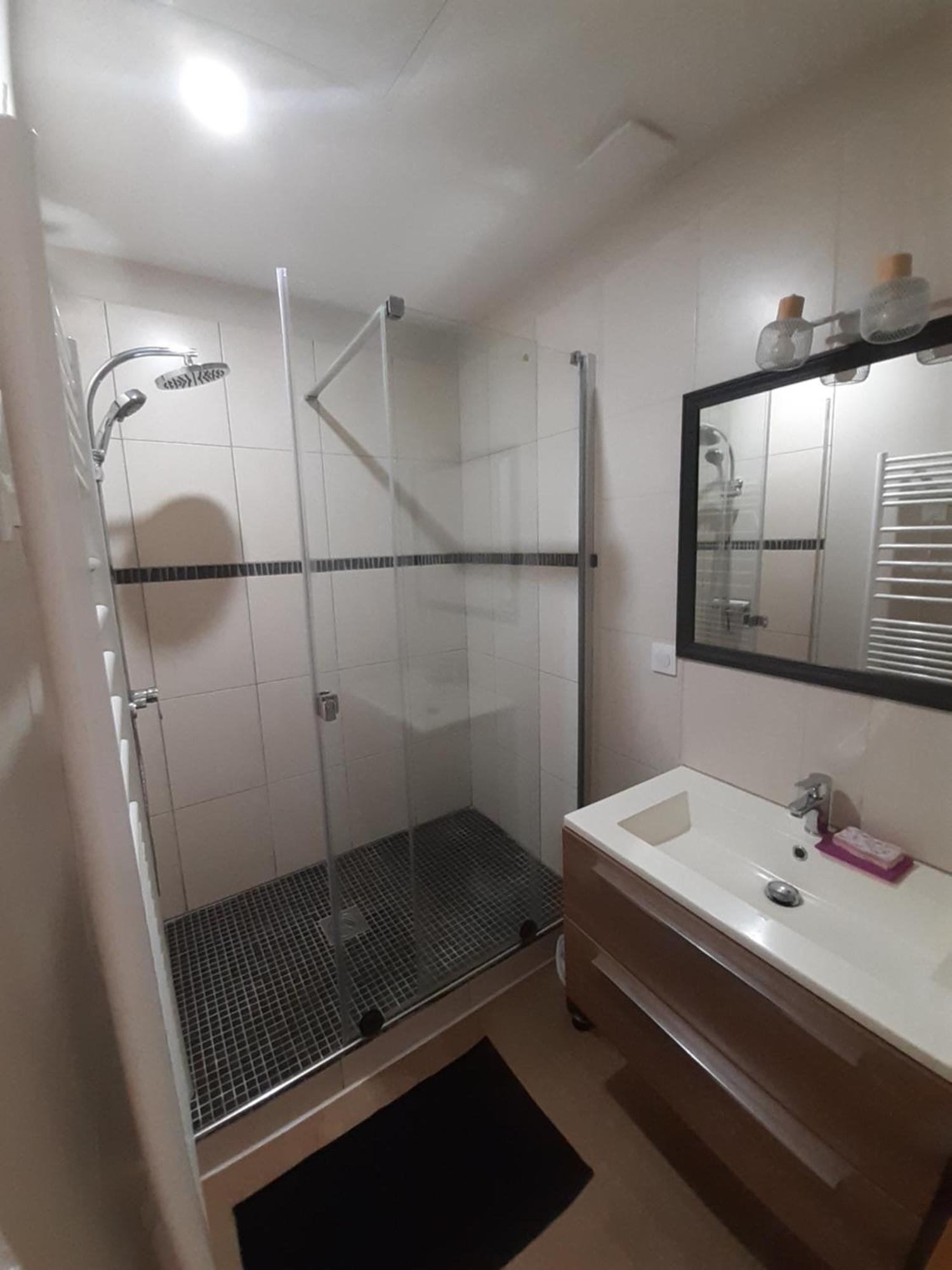 Spacieux Et Cosy Duplex Centre Historique - 2 Chambres - Transport Facile Валенсиен Екстериор снимка